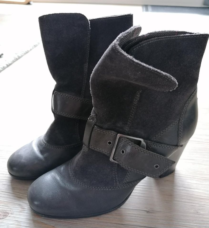 Esprit Damen Stiefelette Gr. 36 - Grau - Schuhe Absatz Frühling in Hoppegarten