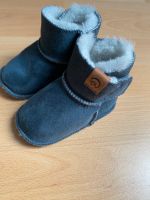 Schaffell Babyschuhe ca Gr 19/20 München - Ramersdorf-Perlach Vorschau