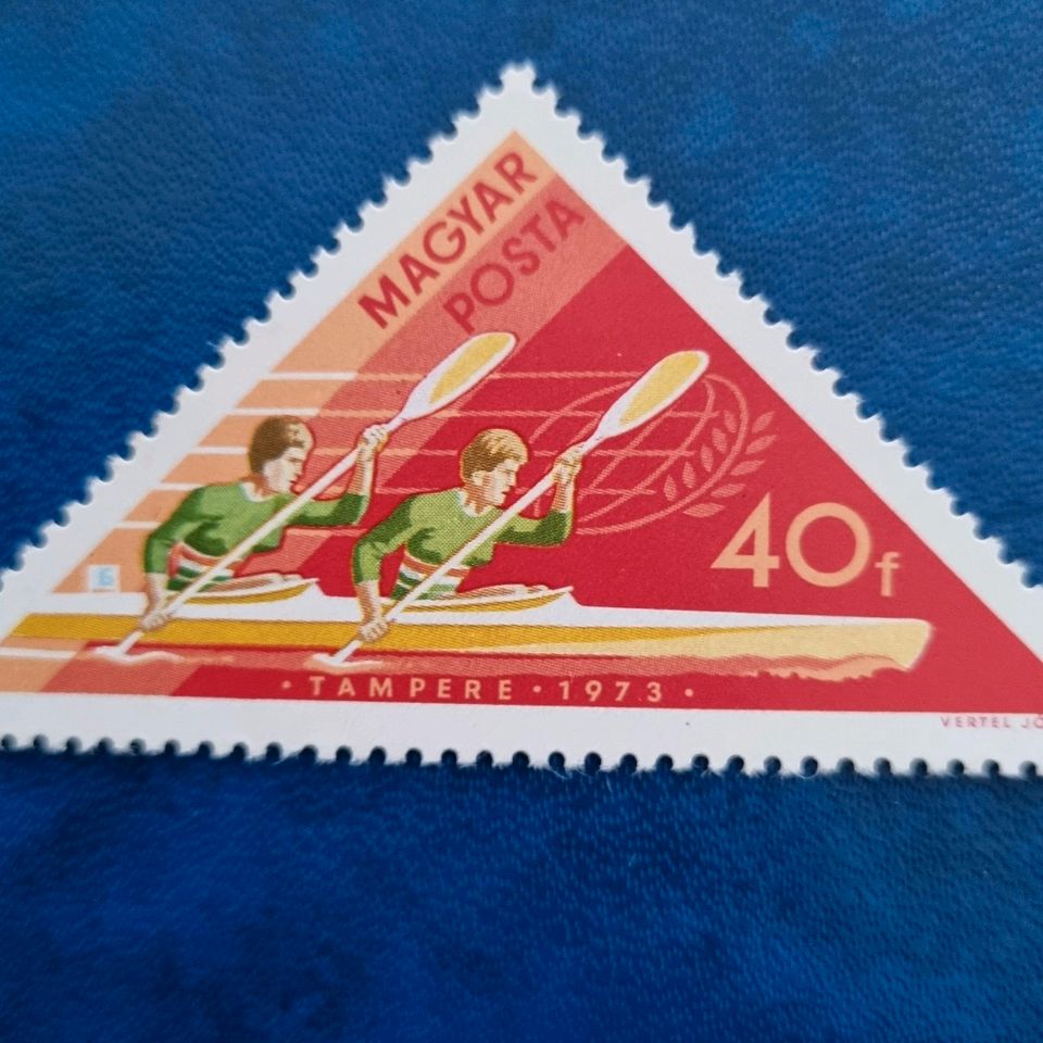 Damen Paddeln Ungarn Briefmarke #0154 - Preis 0,50 € in Aurich