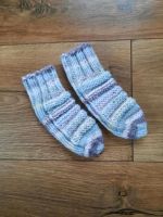 Socken Babysocken Stricksocken 62 68 bunt handmade warm 16 17 18 Sachsen - Mülsen Vorschau