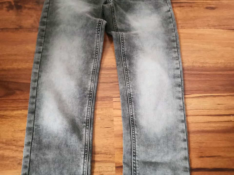 S. Oliver Jeans Gr. 146 slim in Oberriexingen