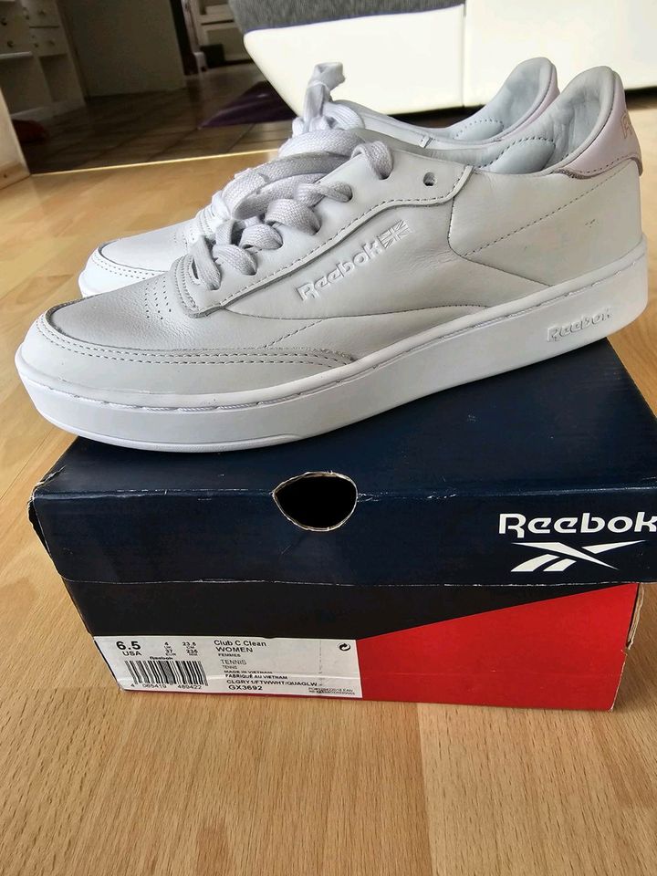 Reebok Sneaker 37 Neu in Horstmar