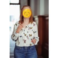 Bluse mit Schmetterlinge Kr. München - Unterhaching Vorschau