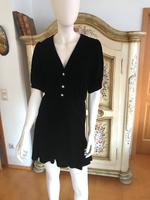 Schwarzes Samtkleid mit Edelsteinknöpfen Baden-Württemberg - Hechingen Vorschau