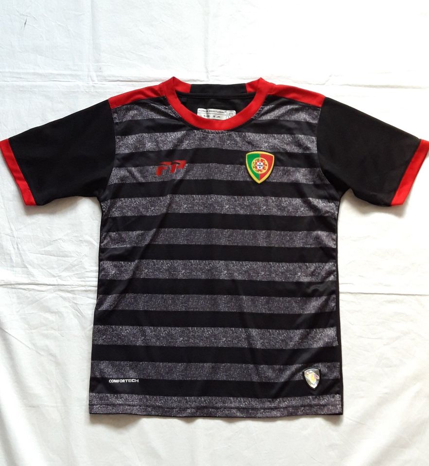 Fußball Trikot Forca Portugal Gr. S JR - 146/152 - schwarz-grau in Hannover