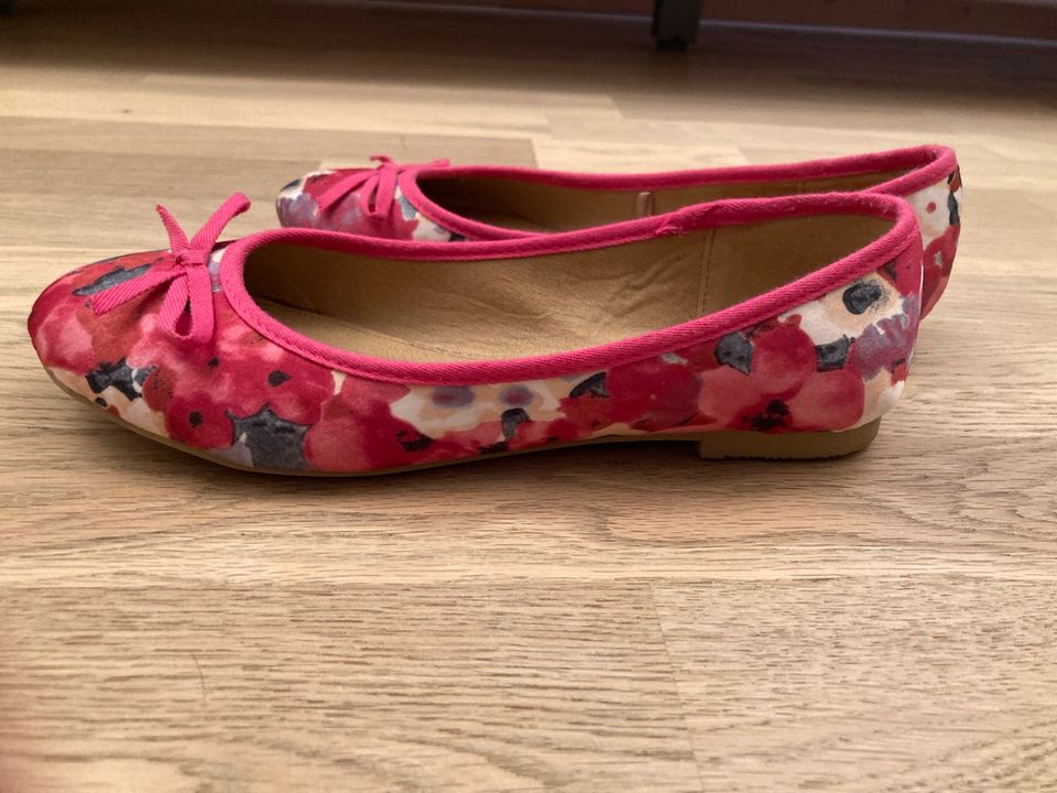 Süße Ballerinas spicy pink floral Textil Gr. 36,5 neu in Augsburg