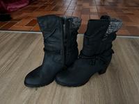 Schöne Damen Winterstiefel gefüttert mit Absatz WIE NEU Nürnberg (Mittelfr) - Südoststadt Vorschau