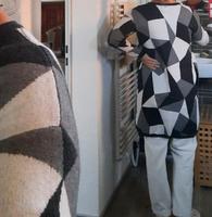 Schwar, weiß, grau Strickjacke, Longjacke, Jacke Sachsen - Plauen Vorschau