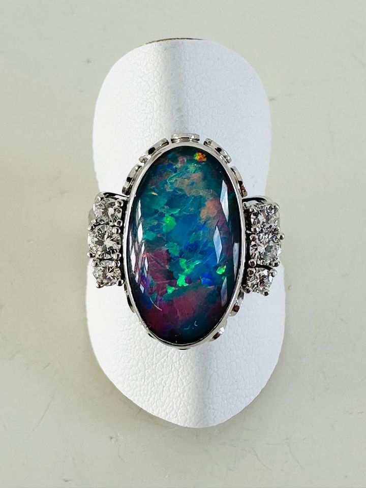 Ring 585/- Weißgold mit Opal und Brillanten in Coesfeld