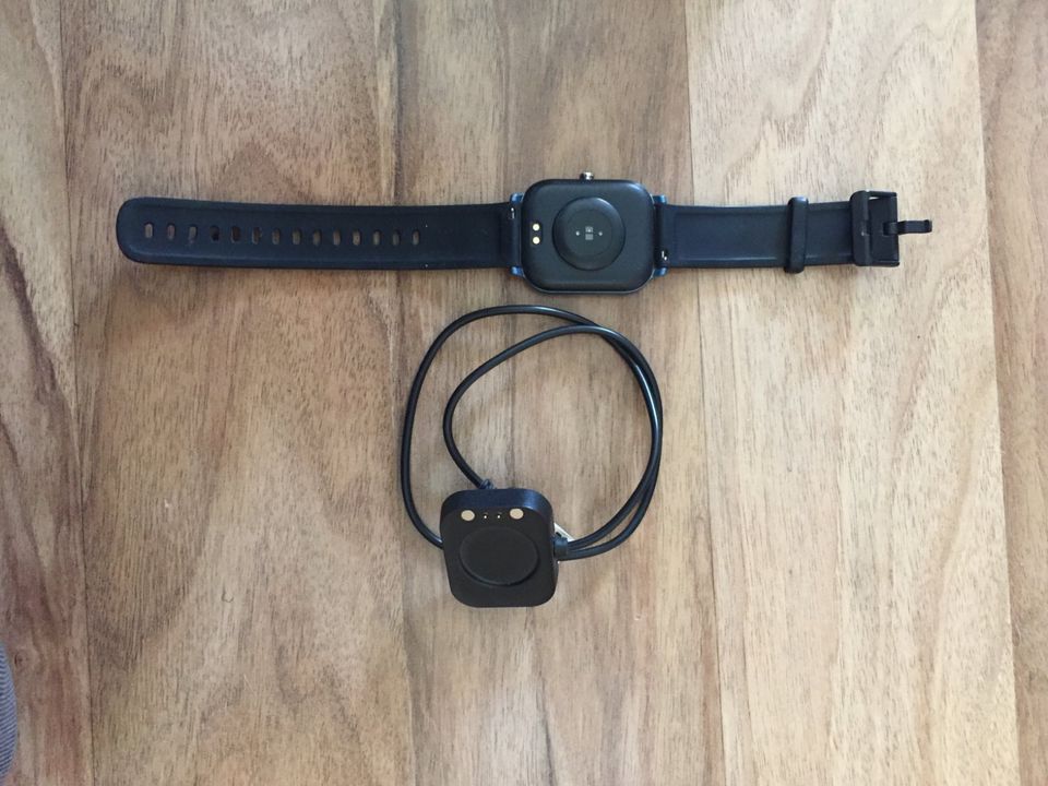 Smartwatch 1,4 inches - für iOS & Android - Touchdisplay in Gersthofen