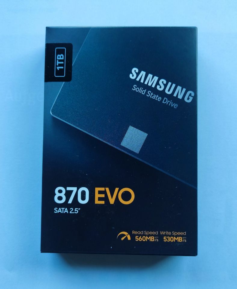 1TB Samsung 870 EVO SATA III 2,5" In- & Externe SSD-Festplate Neu in Düsseldorf
