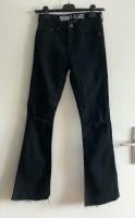 NEU H&M Divided Skinny Flare Jeans - XS 34 - schwarz High Waist Hessen - Rödermark Vorschau