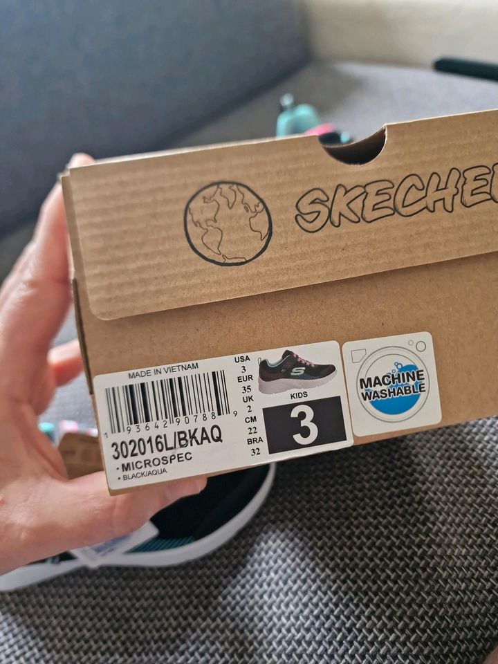 NEU Skechers Mädchen Microspec Bright Retros Sneaker 35 in Berlin