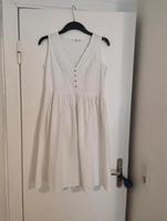 Schönes Sommerkleid mit Spitze in 36 Findorff - Findorff-Bürgerweide Vorschau