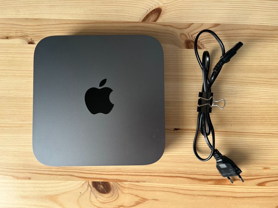 Mac Mini 2018 Intel i3 8GB RAM spacegrau in Berlin