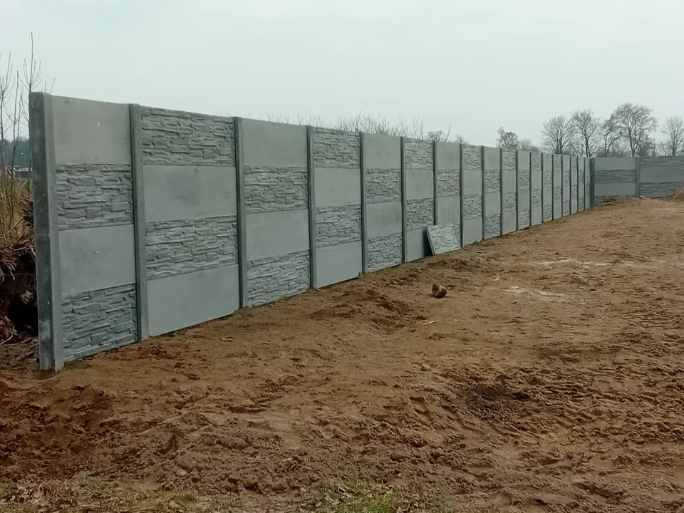 10m Betonzaun 2m hoch Muster einseitig m. Anlieferung u Entladung in Steinhöfel