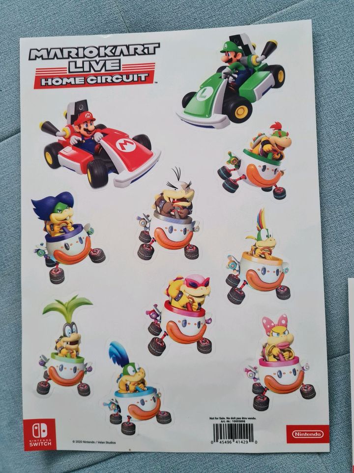 Mario Kart Home Deluxe, Strikers Football, Sticker, Aufkleber in Leipheim
