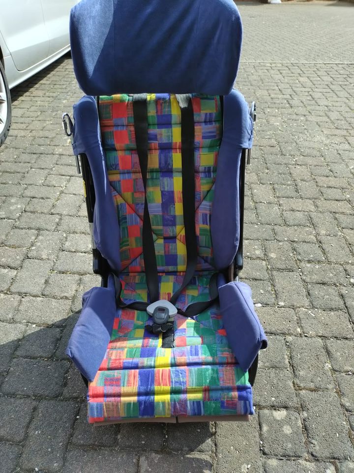 Rehapartner Timy-maxi Kinderautositz in Sankt Augustin