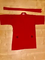 Roter kurzer Kimono mit chin. Stickereien, unisex, Gr. M Bayern - Würzburg Vorschau