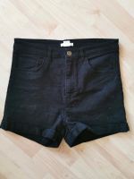 H&m Shorts high Waist gr 40 Schwarz Niedersachsen - Hildesheim Vorschau