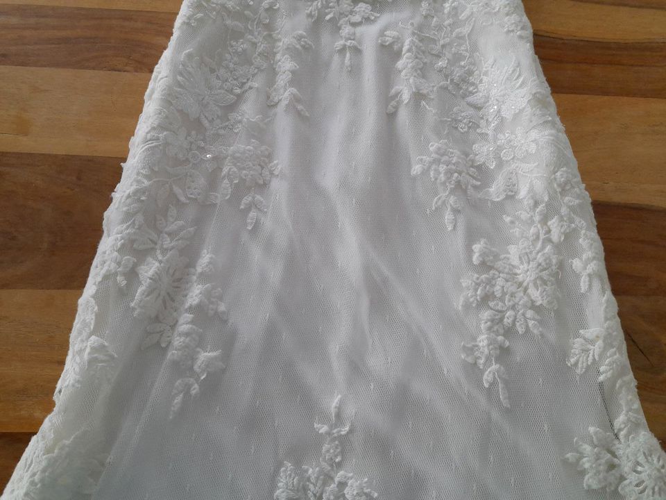Hochzeitskleid Sweetheart 11039 Ivory Creme in Halver