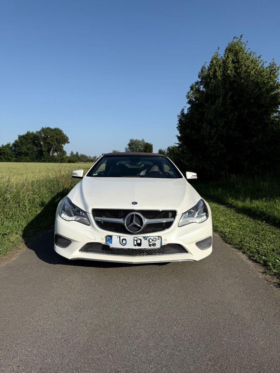 Abbildung des Autos Mercedes-Benz E 220 Cabr…