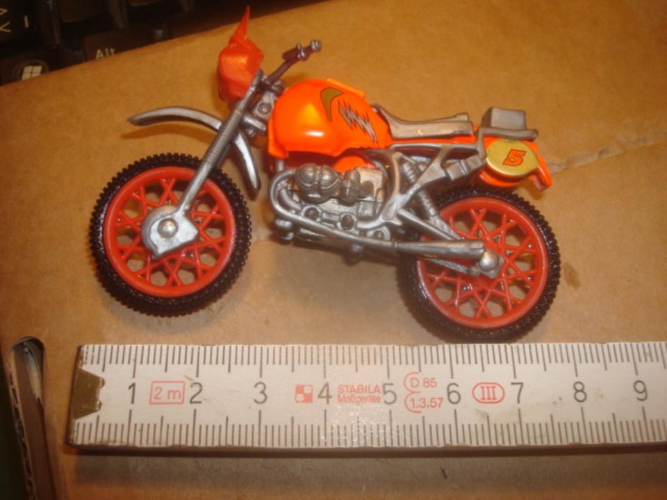 5 Motorrad Modelle ca. 7-8 cm Länge - komplett in Velbert