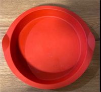 Silikon-/ Tortenbodenform von Tupperware in rot Bayern - Bad Endorf Vorschau