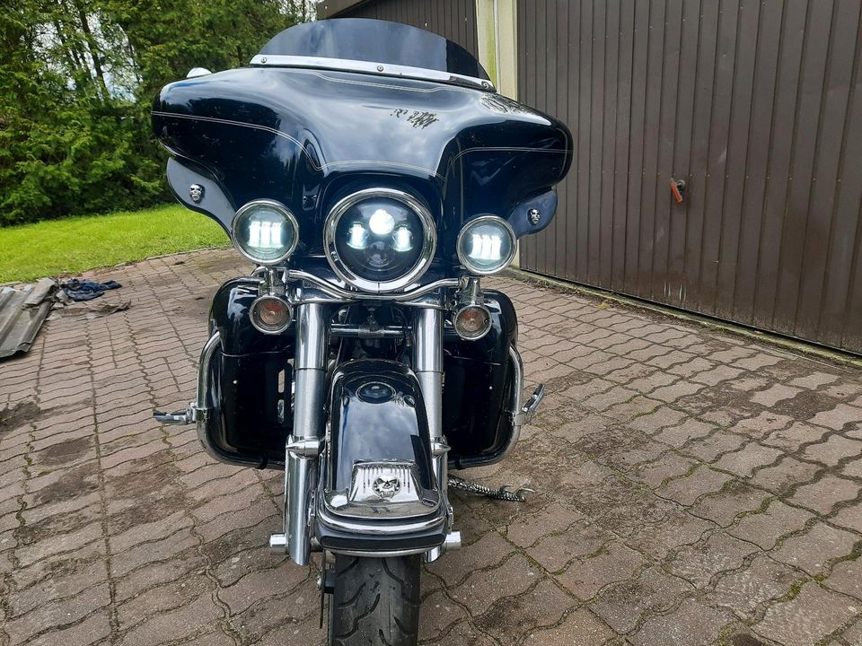 Harley Davidson Elekra Glide mit Rpckwärtsgang/ 5HD in Seebad Bansin