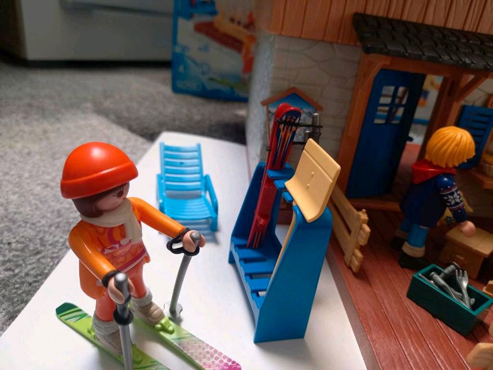 Playmobil-Family Fun Skihütte 9280 in Prödel