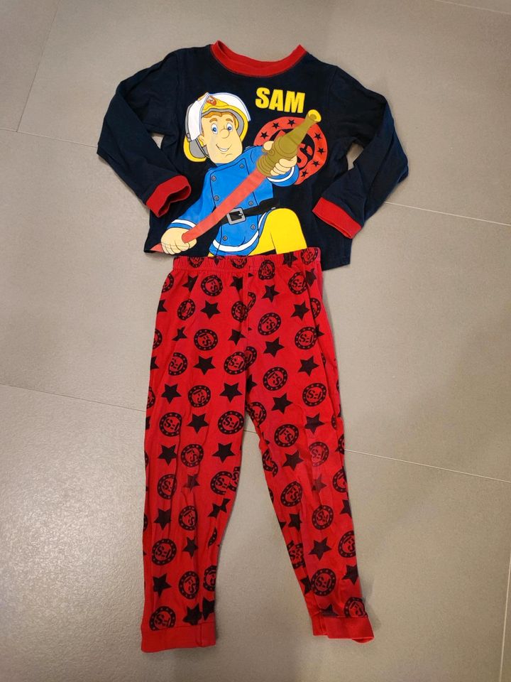Pyjama Feuerwehrman Sam, Größe 110 in Neuenmarkt