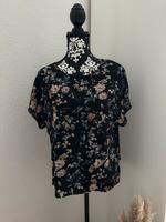 Shirt Blumenmuster Niedersachsen - Upgant-Schott Vorschau