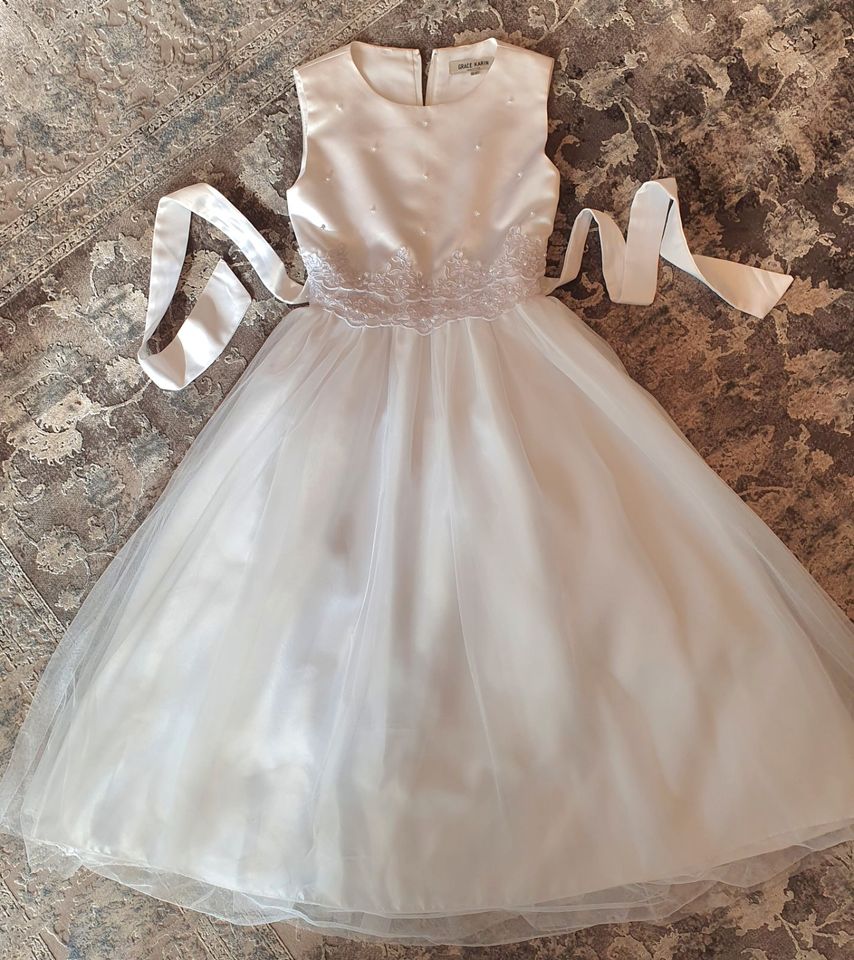 Blumenmädchen Kleid/ Kommunionskleid/ Hochzeit in Neufahrn