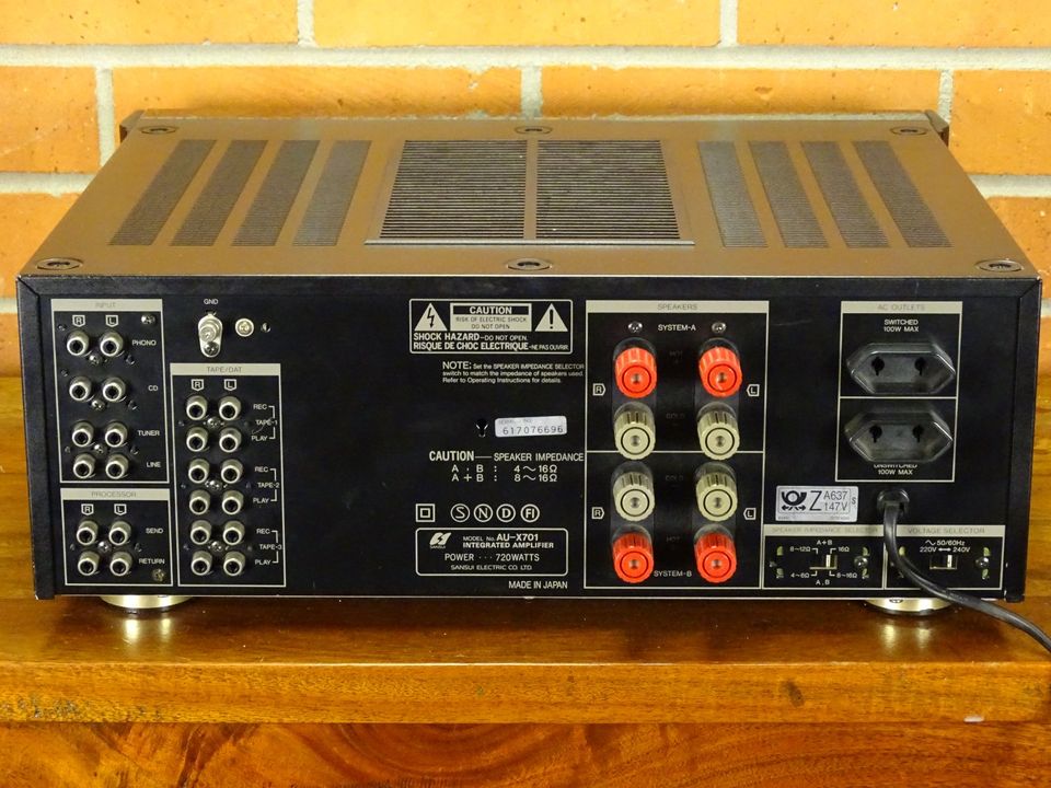 SANSUI AU-X701 VERSTÄRKER SERVICED in Berlin