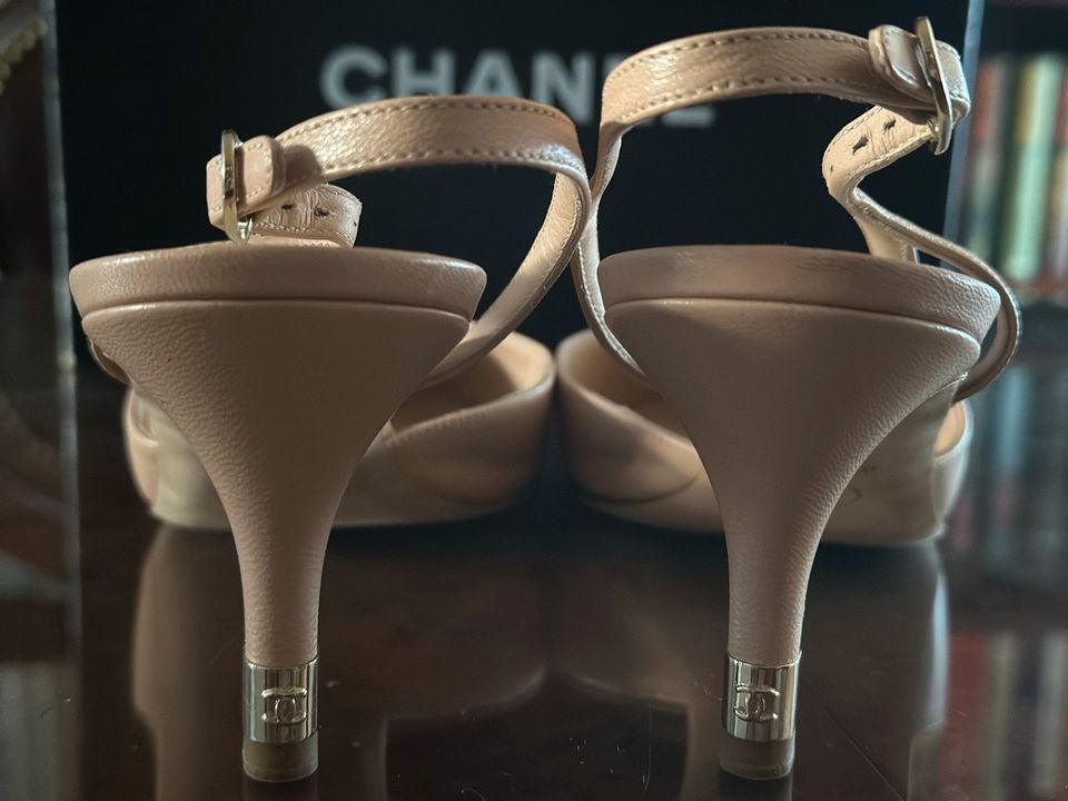 ❤️ Original Chanel Sandalen Slingbacks wie neu 40 OVP ❤️ in Nußloch