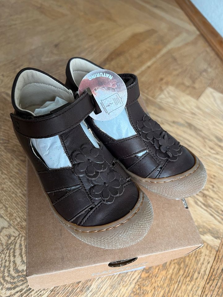 Naturino Meggy Wad Leder Sandalen Halbsandalen 26 braun NEU in München