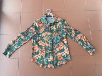 ZARA Bluse Blumen Print Dunkelgrün xs Frankfurt am Main - Sachsenhausen Vorschau