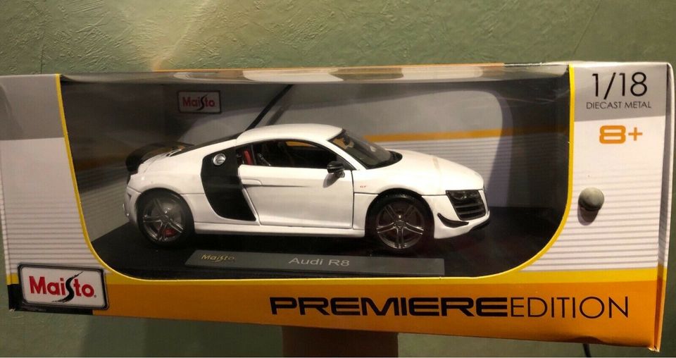 Audi R8 GT 1:18 Maisto mit Licht + Netzteil OVP in Sundhagen