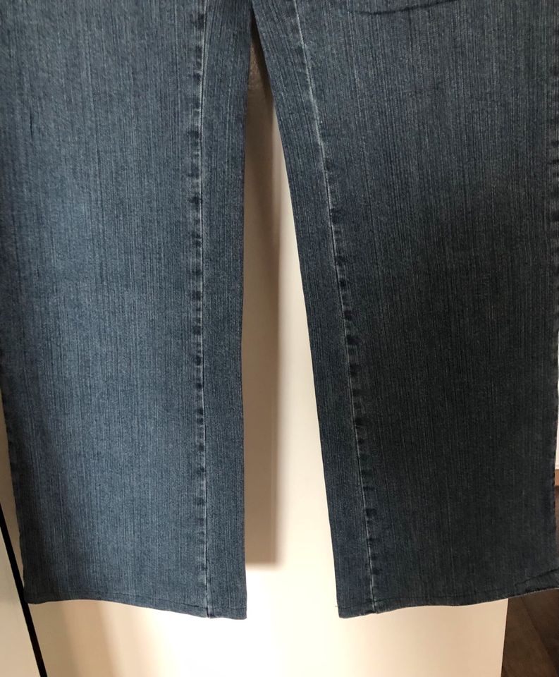 Mac Jeans Gladis Stretch-Hose  98% Baumwolle Size 44/36 in Oberhausen