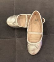 Mädchen Ballerina von H&M in Silber Größe 32 Nordrhein-Westfalen - Rösrath Vorschau