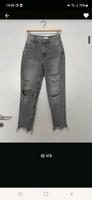 Bershka Mom Jeans hellgrau Gr.36 Sachsen - Pirna Vorschau
