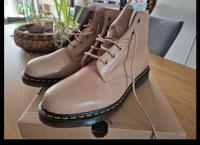 Dr. Martens Carrara beige Nordrhein-Westfalen - Neuss Vorschau