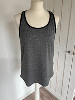 Sport top Oberteil h&m Sports Nordrhein-Westfalen - Leverkusen Vorschau