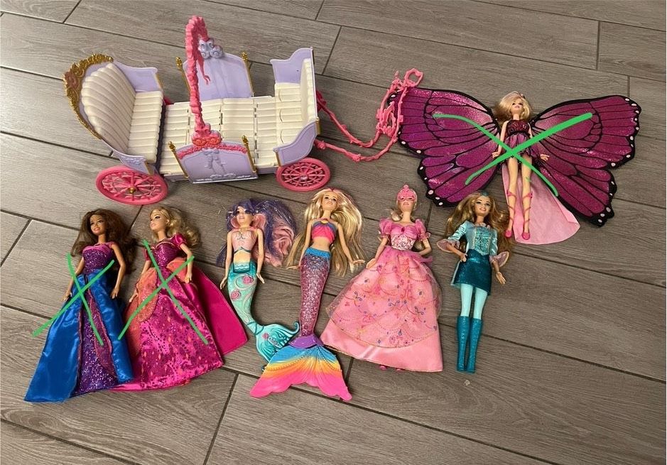 Barbie 3 Musketiere, Meerjungfrauen, Kutsche 12 Tanzende Prinzes in Niederkassel