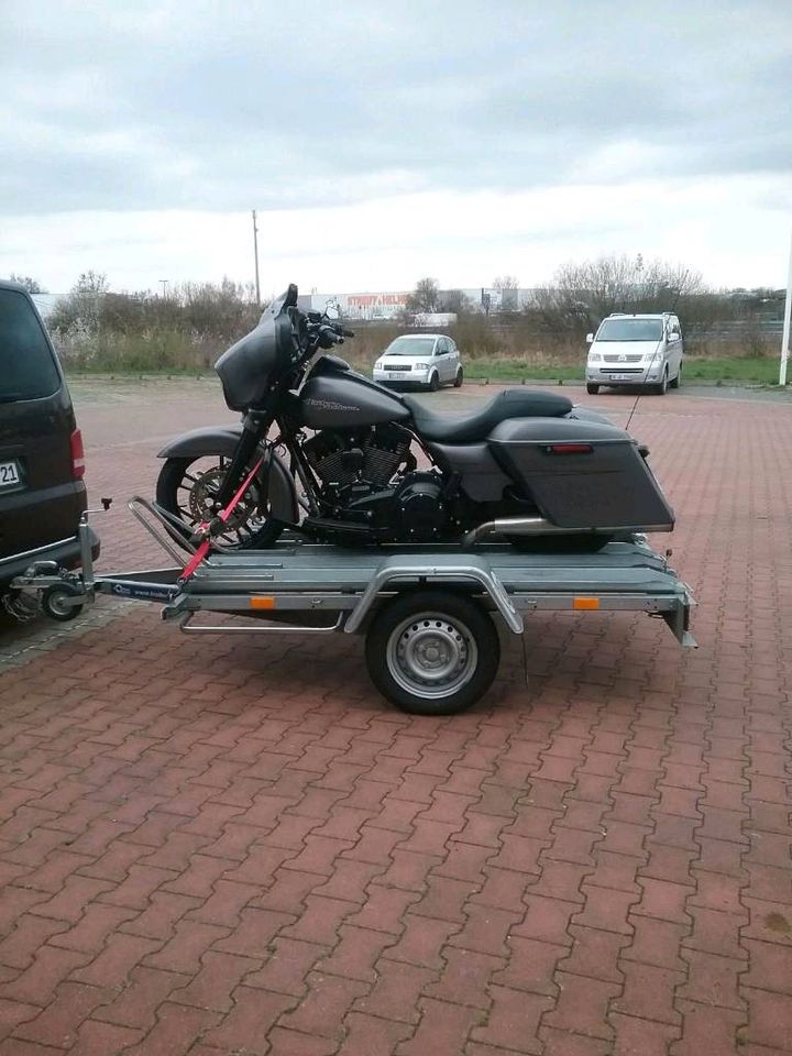 MOTORRADANHÄNGER TRAILER ANHÄNGER MOTORRAD 1ER 2ER 3ER VERLEIH in Wolfsburg