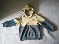 Kapuzenpullover Pullover Oberteil Pulli Hoodie Kleidung Junge 104 Kr. München - Haar Vorschau