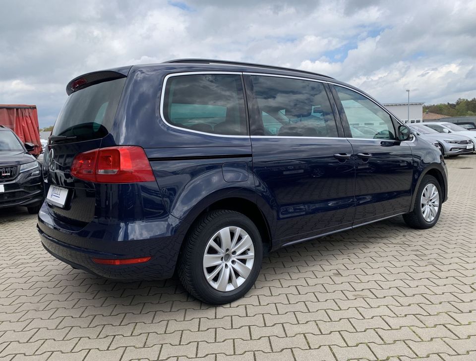 Volkswagen Sharan 2.0 TDI*Comfortline*AHK*7 Sitze*Navi*Temp in Hatten