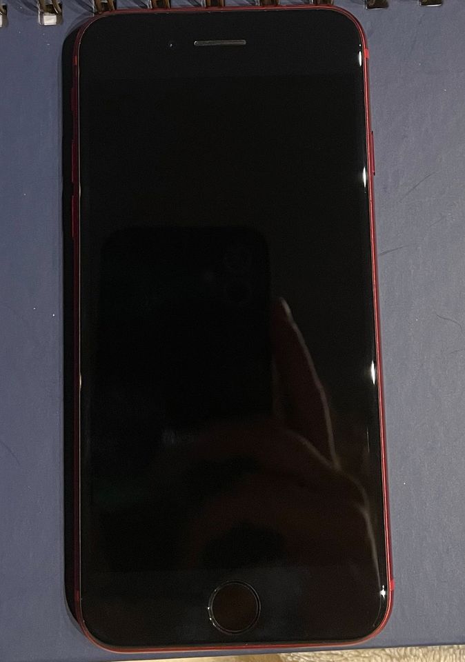 Iphone 8 Red Edition in Zemitz