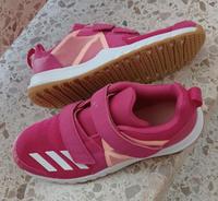 Adidas Turnschuhe für die Halle, Gr. 38 2/3, sehr gut Hessen - Kaufungen Vorschau
