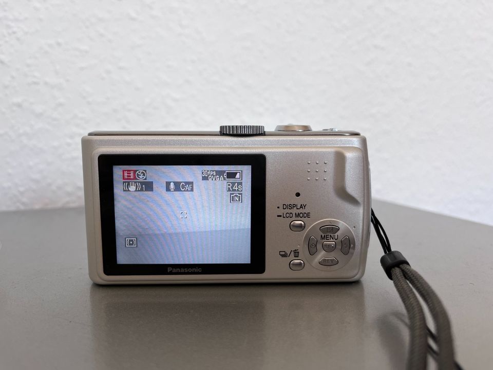 Panasonic Lumix TZ1 mit Leica Vario-Elmarit | Digicam | *TOP!* in Essen